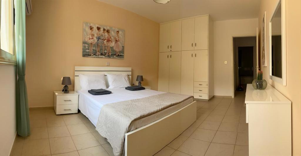 Royal Seacrest Residence Paphos Exterior foto